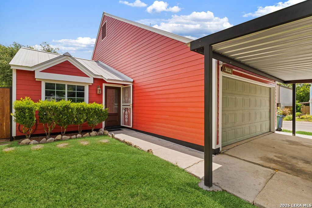 6202 Valley Pawn, San Antonio, TX 78250