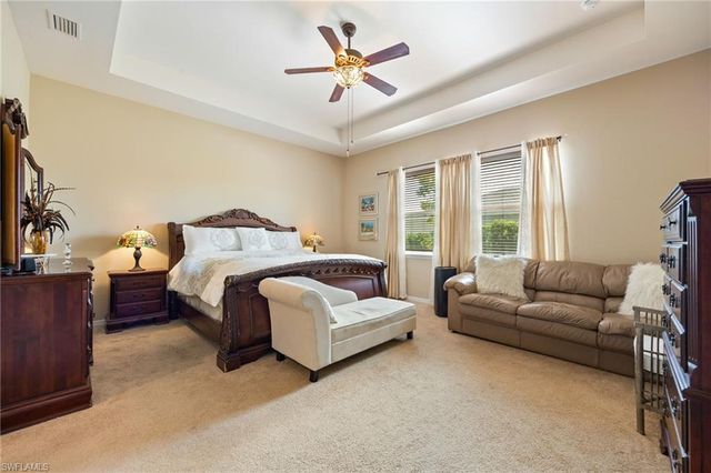 3286 Baravaldo CIR, Cape Coral, FL 33909
