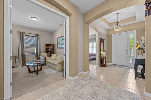3286 Baravaldo CIR, Cape Coral, FL 33909