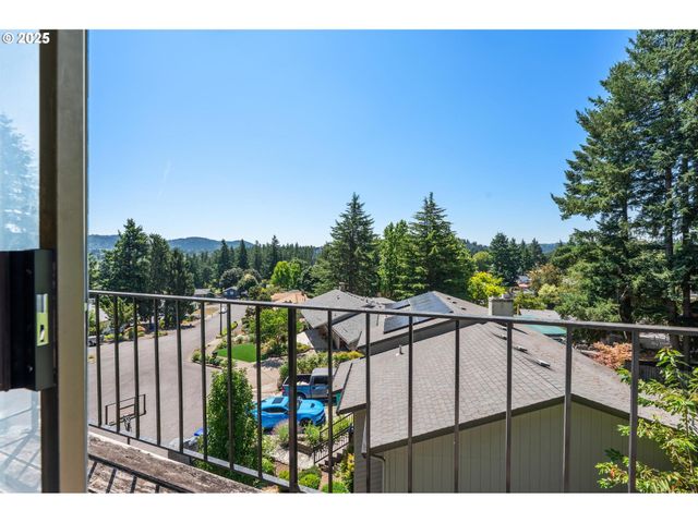 65 Sw PLEASANT VIEW Ave, Gresham, OR 97030