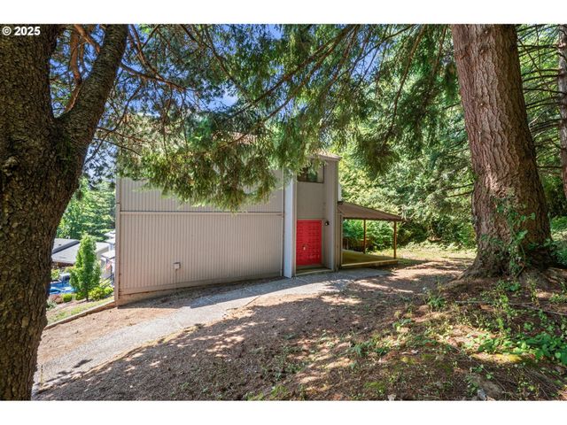 65 Sw PLEASANT VIEW Ave, Gresham, OR 97030