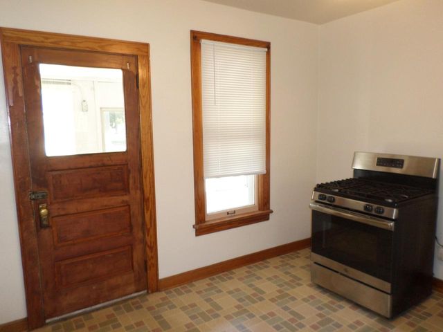 1909 91st STREET, Pleasant Prairie, WI 53158