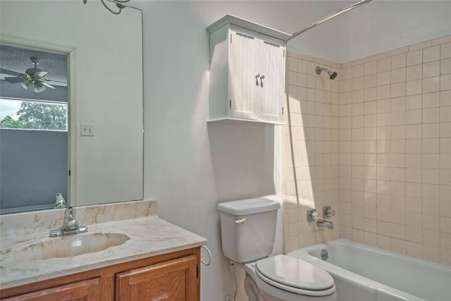 635 Haines Avenue, Dallas, TX 75208