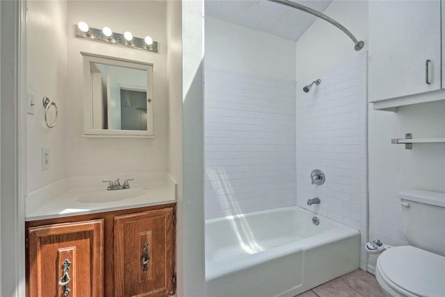 635 Haines Avenue, Dallas, TX 75208