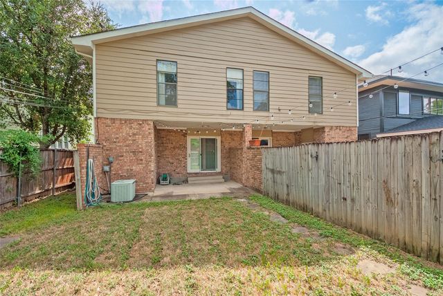 635 Haines Avenue, Dallas, TX 75208