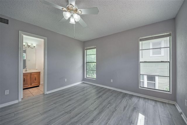 635 Haines Avenue, Dallas, TX 75208