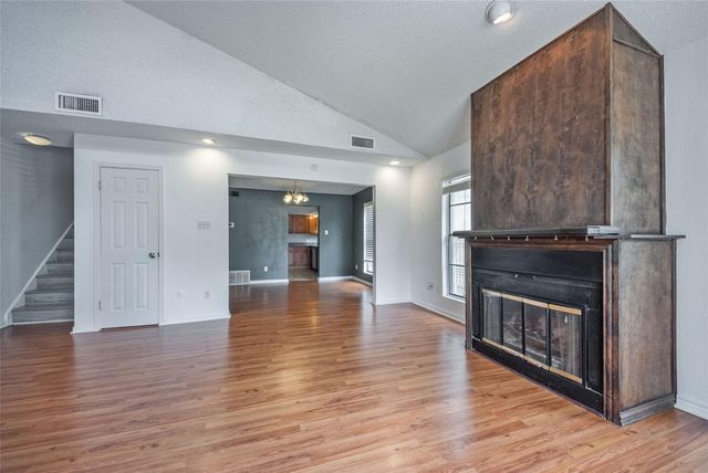 635 Haines Avenue, Dallas, TX 75208