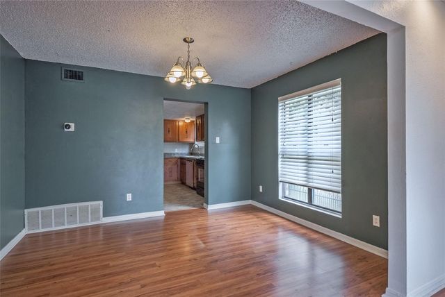 635 Haines Avenue, Dallas, TX 75208