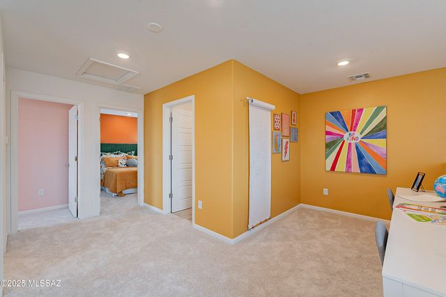 10498 W Beaman Lane, Marana, AZ 85653