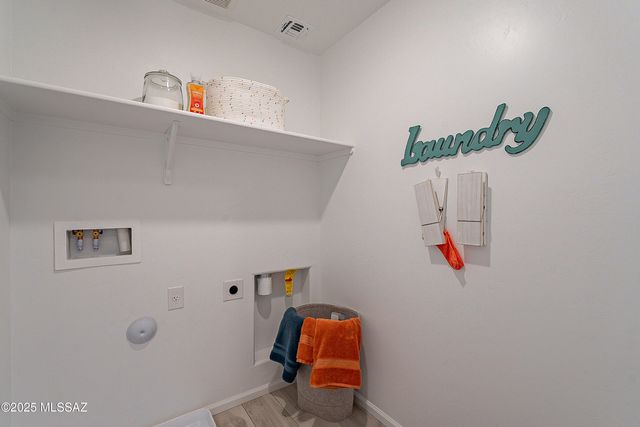 10498 W Beaman Lane, Marana, AZ 85653