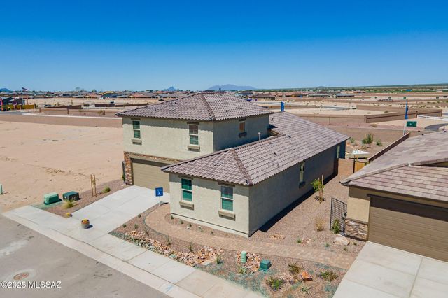 10498 W Beaman Lane, Marana, AZ 85653
