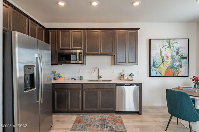 10498 W Beaman Lane, Marana, AZ 85653