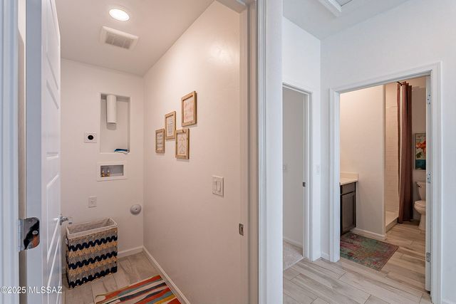 10498 W Beaman Lane, Marana, AZ 85653