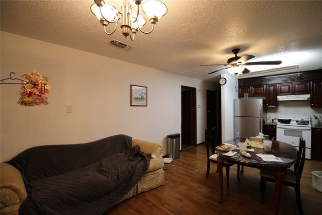 2110 Duchess Drive, Sherman, TX 75090