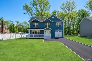 508 Starlight Drive, Shirley, NY 11967