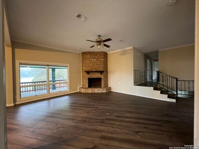 119 CEDAR TREE LN, Canyon Lake, TX 78133