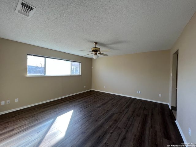 119 CEDAR TREE LN, Canyon Lake, TX 78133