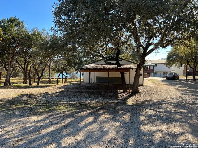 119 CEDAR TREE LN, Canyon Lake, TX 78133