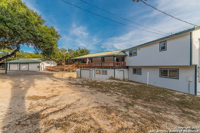 119 CEDAR TREE LN, Canyon Lake, TX 78133