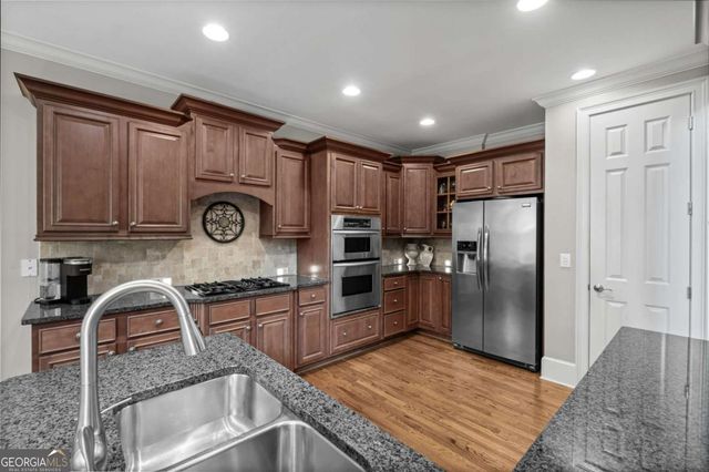 200 Wexford Court, Canton, GA 30115