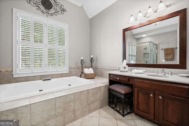 200 Wexford Court, Canton, GA 30115