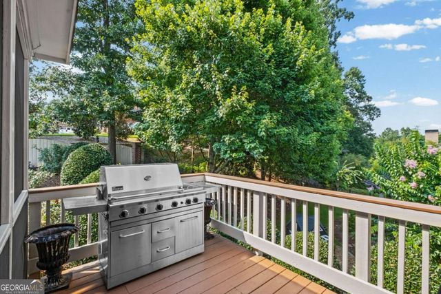 200 Wexford Court, Canton, GA 30115