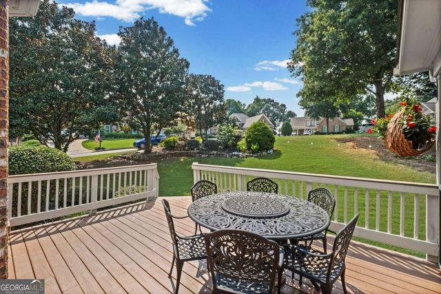 200 Wexford Court, Canton, GA 30115