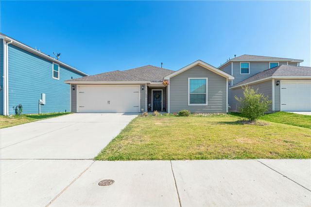 13608 Musselshell Drive, Ponder, TX 76259