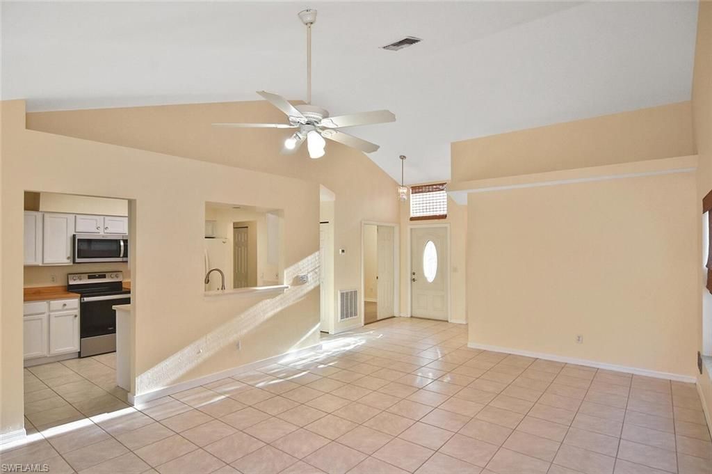 15065 Cloverdale DR, FORT MYERS, FL 33919 — photo 3