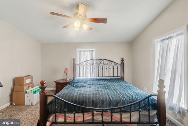 11 HEATHER DR, Carlisle, PA 17013