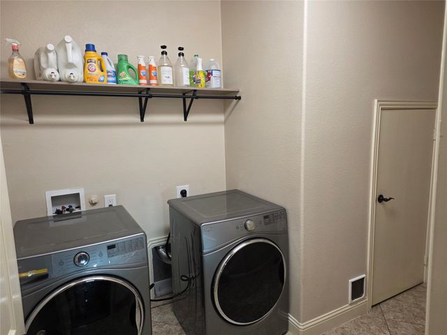 208 Gatwick Court, Wylie, TX 75098