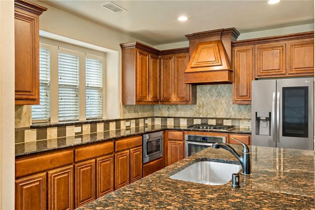 208 Gatwick Court, Wylie, TX 75098