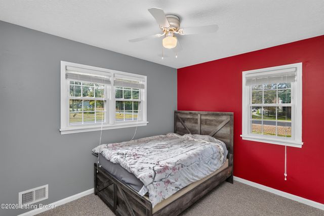 6501 Cady Dr, Louisville, KY 40258