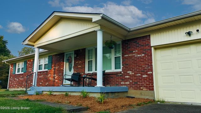 6501 Cady Dr, Louisville, KY 40258