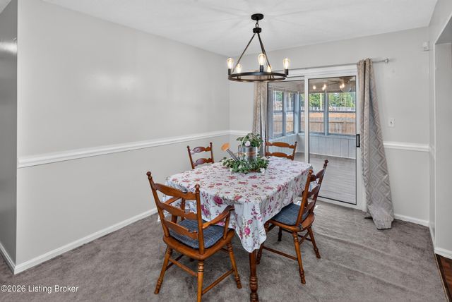 6501 Cady Dr, Louisville, KY 40258