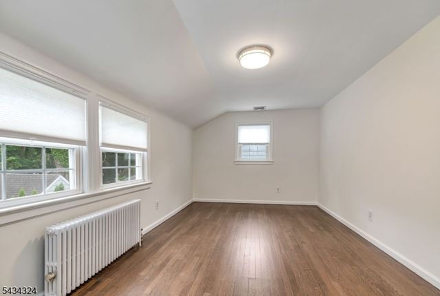 151 Walthery Ave, Ridgewood Village, NJ 07450