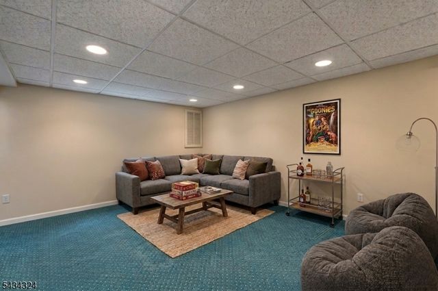 151 Walthery Ave, Ridgewood Village, NJ 07450