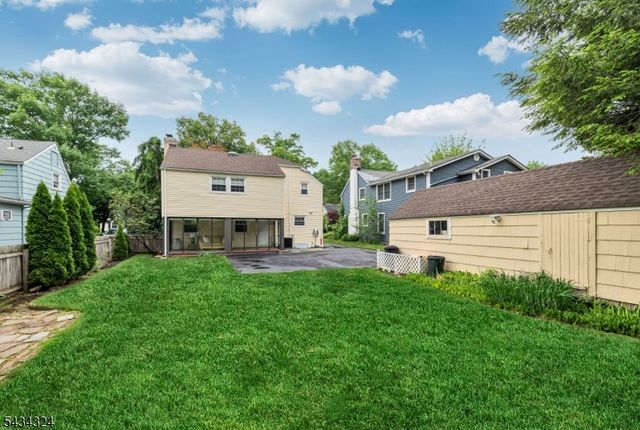 151 Walthery Ave, Ridgewood Village, NJ 07450