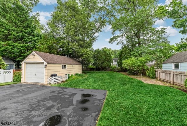 151 Walthery Ave, Ridgewood Village, NJ 07450