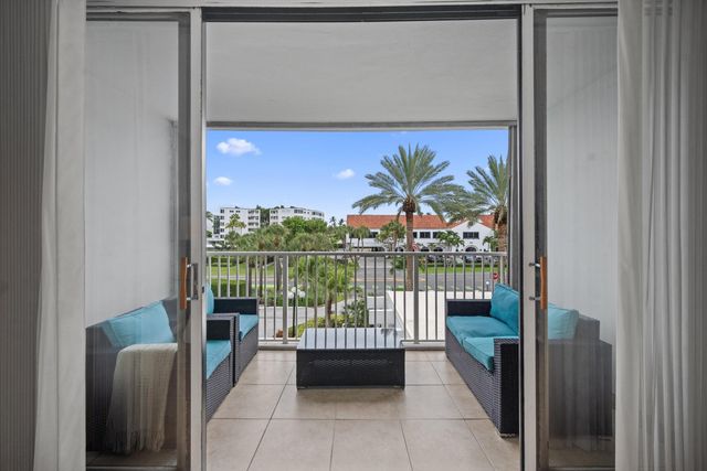 2860 S OCEAN Boulevard 316, Palm Beach, FL 33480