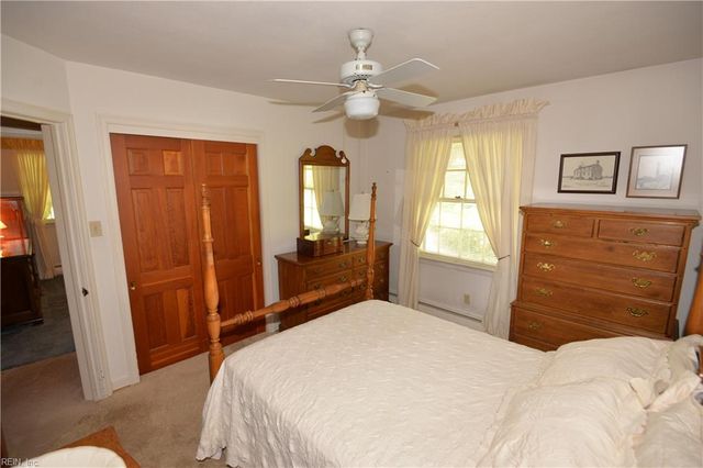 1721 N Alanton DR, Virginia Beach, VA 23454