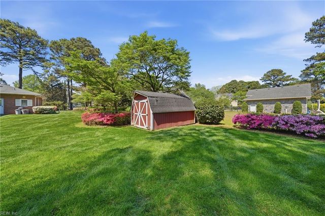 1721 N Alanton DR, Virginia Beach, VA 23454