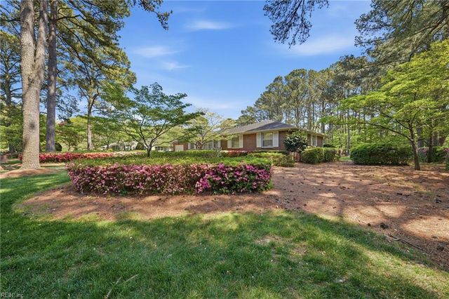 1721 N Alanton DR, Virginia Beach, VA 23454