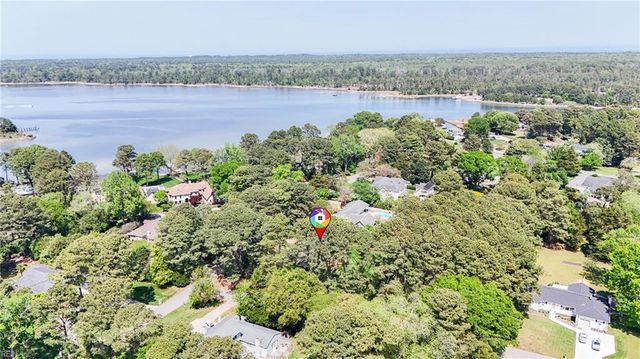1721 N Alanton DR, Virginia Beach, VA 23454