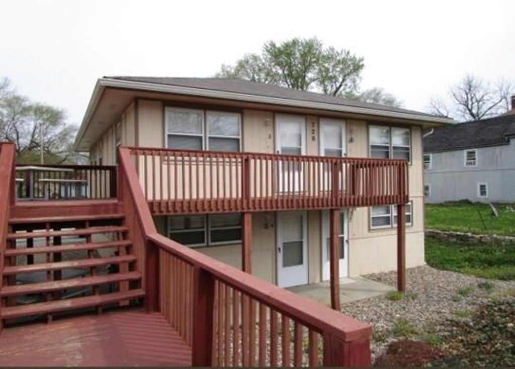 730 Osage Street, Leavenworth, KS 66048