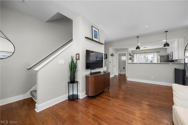 7305 Battery Park Boulevard, Cleveland, OH 44102