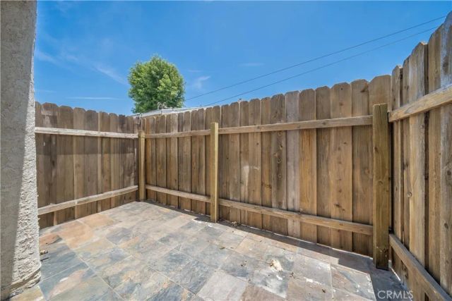 14947 Dickens Street 3, Sherman Oaks, CA 91403