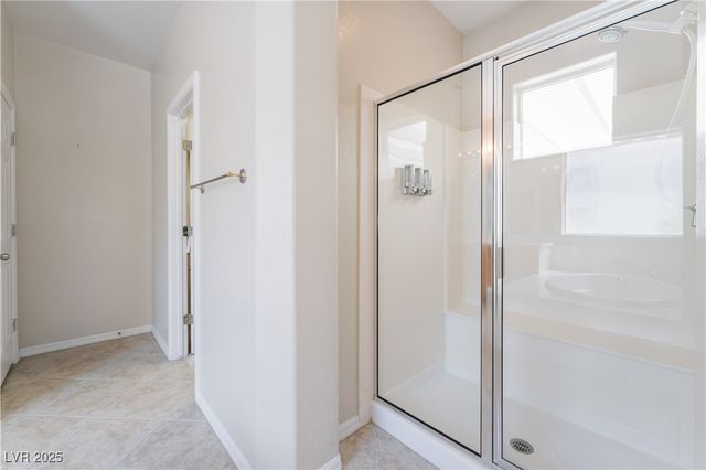 8236 Imperial Lakes Street, Las Vegas, NV 89131