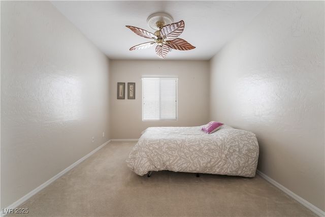 8236 Imperial Lakes Street, Las Vegas, NV 89131