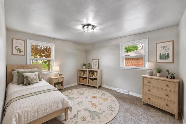 1875 SMITH STREET, Green Bay, WI 54302